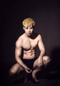 Kenneth-Lilaeroplane-นั่ง Kenneth Lilaeroplane