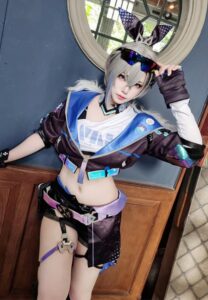 เอม-Cos-Aim-สดใส