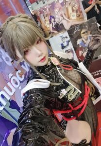 เอม-Cos-Aim-สวยมาก