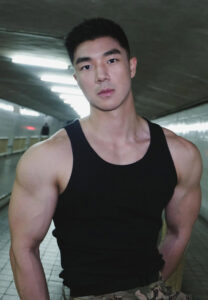 Henry-Kong-อุโมง