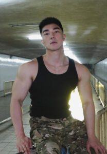 Henry-Kong-อุโมง1