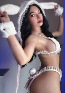 Ploy-Tigerstam-rabbit2