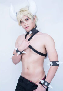 วาร์ป Daniel Huang