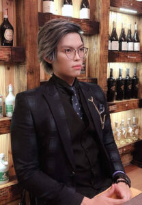 วาร์ป Daniel Huang