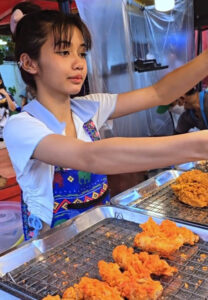 ยี่หวา-กุลธิดา-ขายของ เปิดวาร์ป น้องยี่หวา