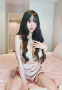 aom-yumi-ที่นอน Aom yumi