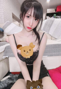 aom-yumi-นั่งล่าง2 Aom yumi