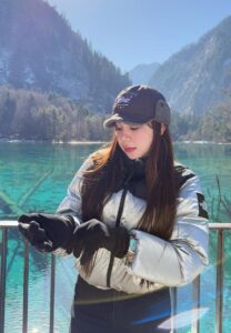 อินุ้ย-ชฎาทิพย์-วิว1