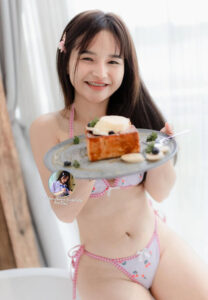 อีง่าว-ไร้ขน-เค้ก อีง่าว ไร้ขน