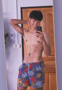 izezuna-016-Lovely นิสสรณ์ แสงแก้ว