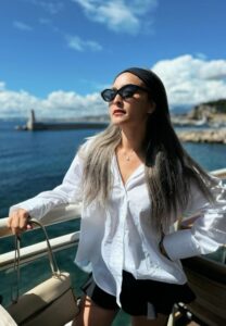 นานา ไรบีนา